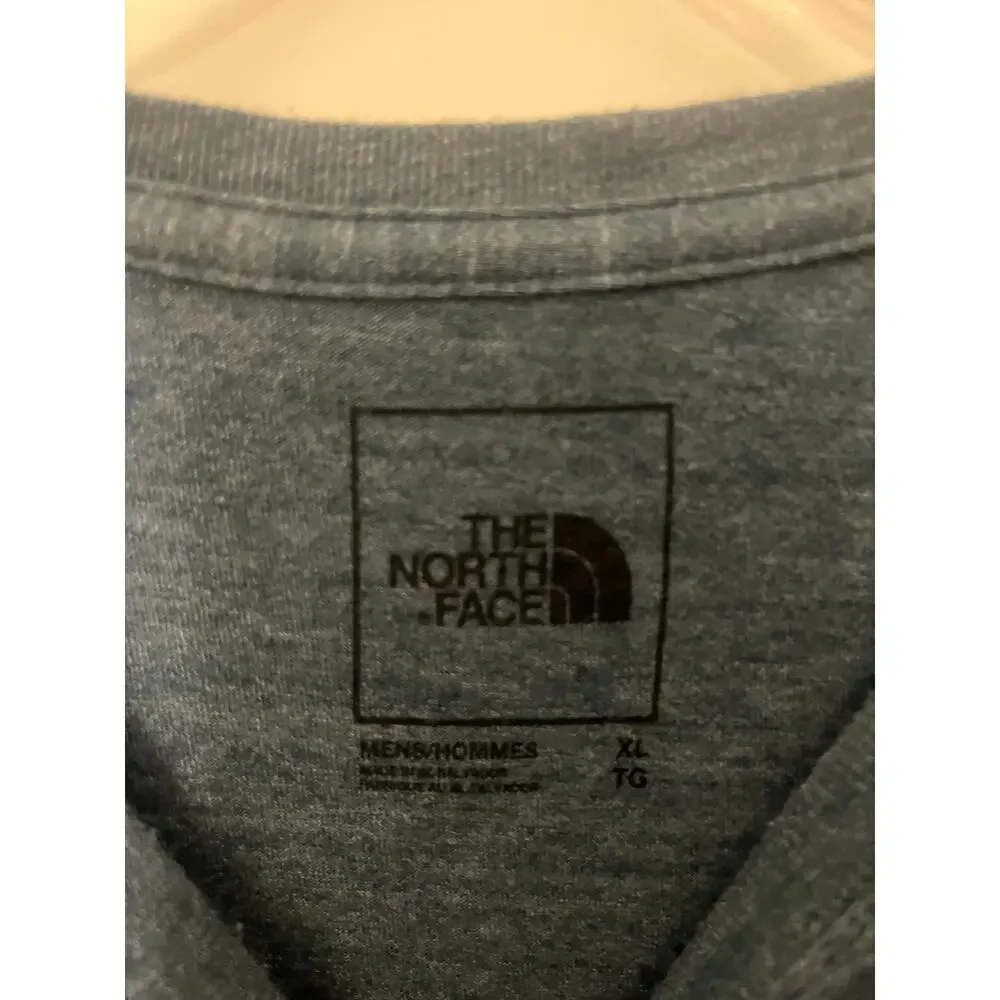 Men’s The North Face Blue T - Shirt Size XL - Picture 3 of 4
